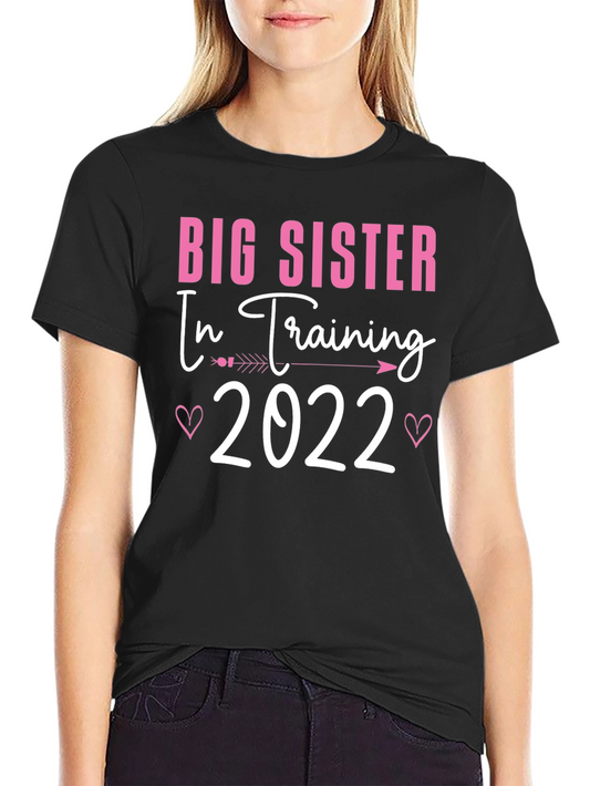 Big Sister in Training 2022 T-Shirt