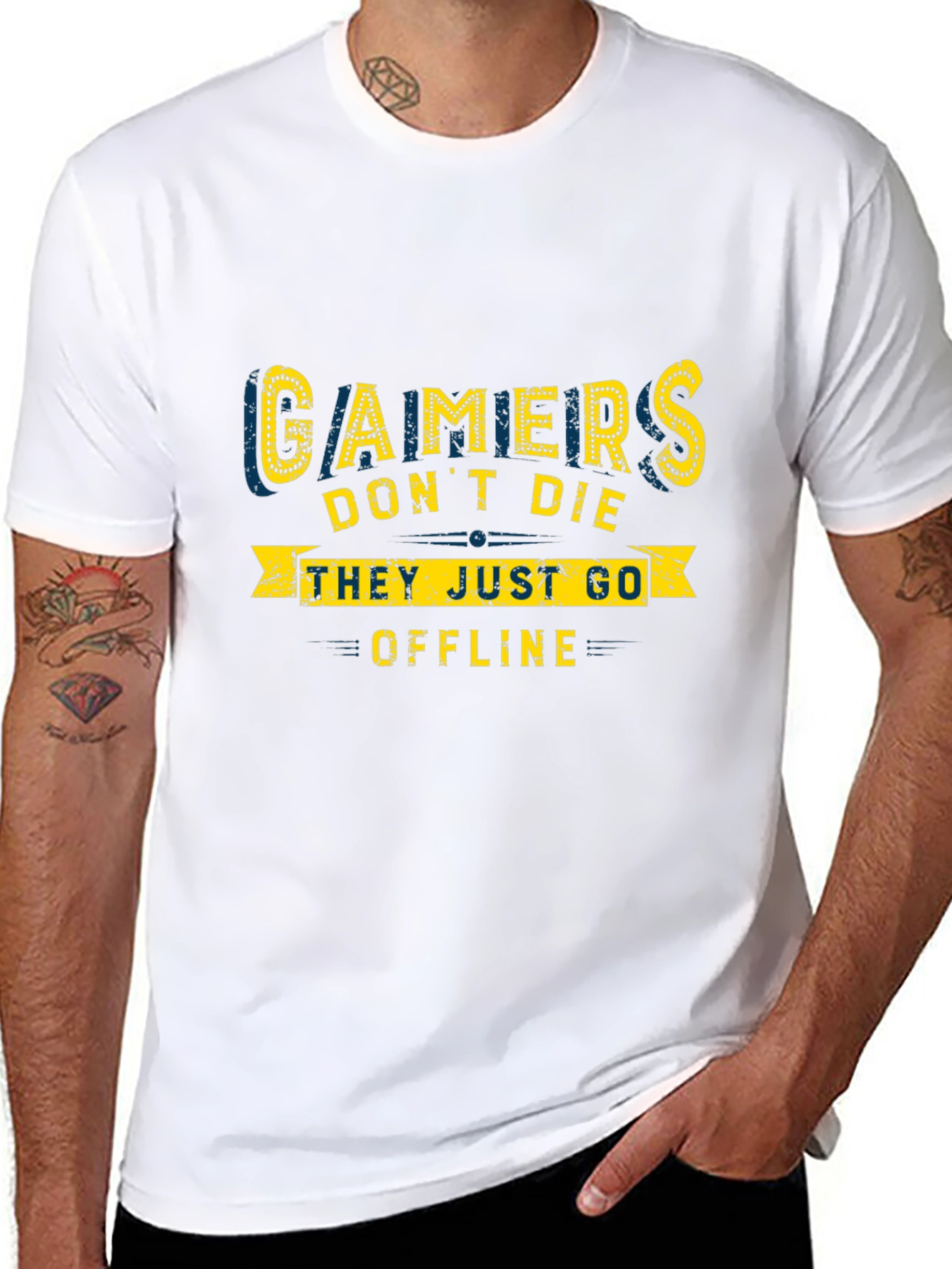 Gamers Dont Die T-Shirt - Black Cotton Tee