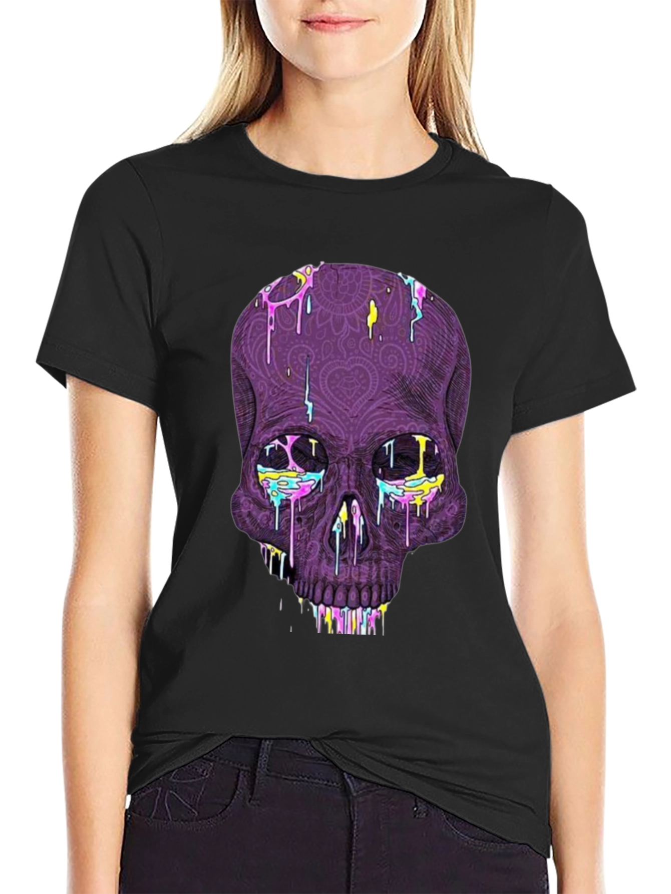 Skull Graphic Tee - Bold Artistic Design