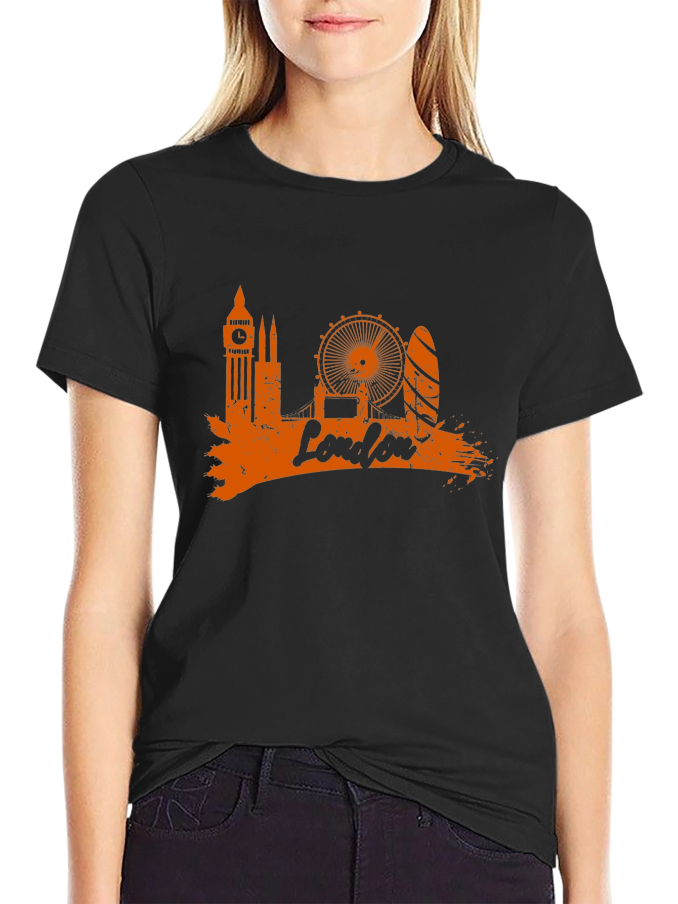 London Skyline Graphic Tee - Stylish Black T-Shirt