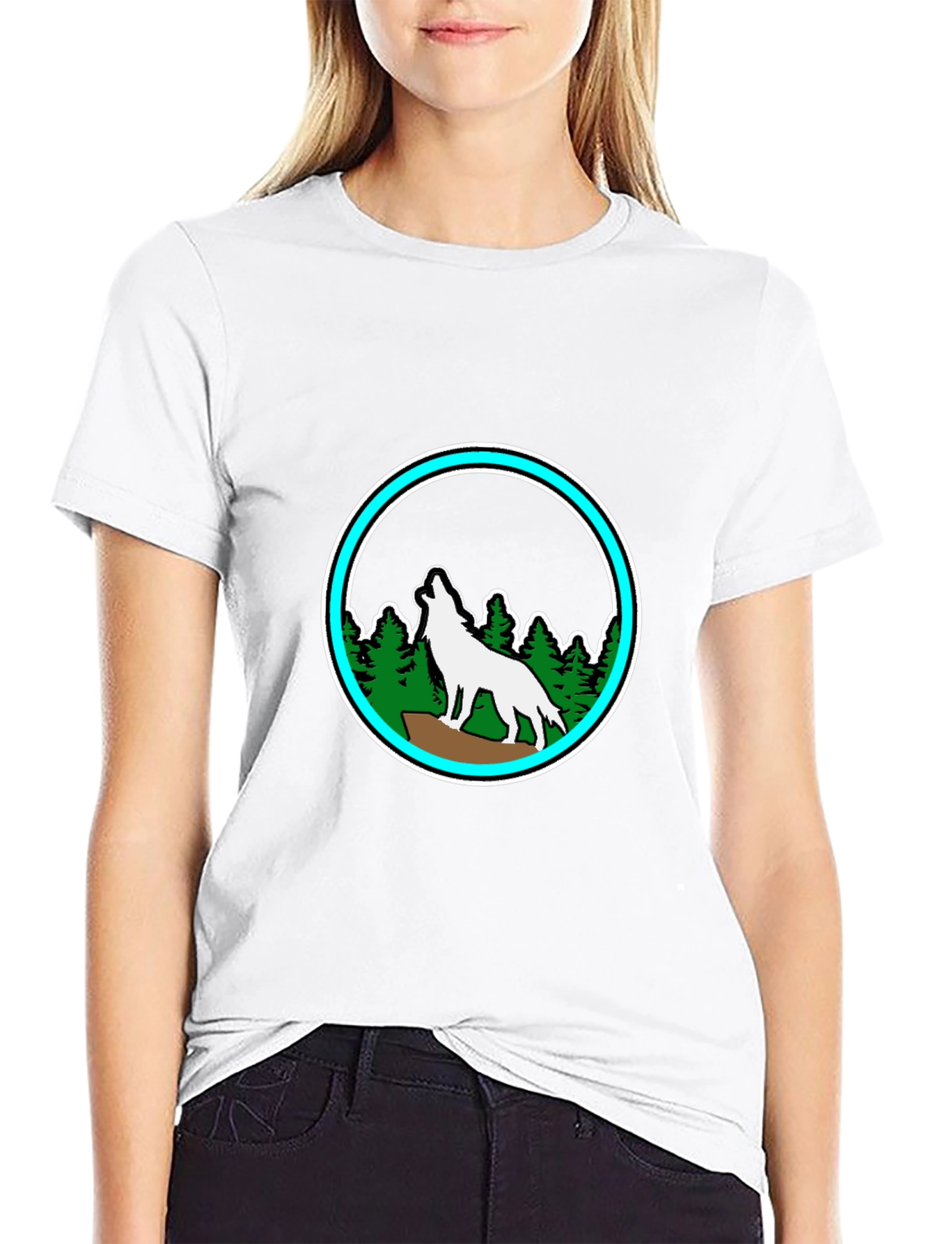 Wolf Howling in the Forest Graphic Tee