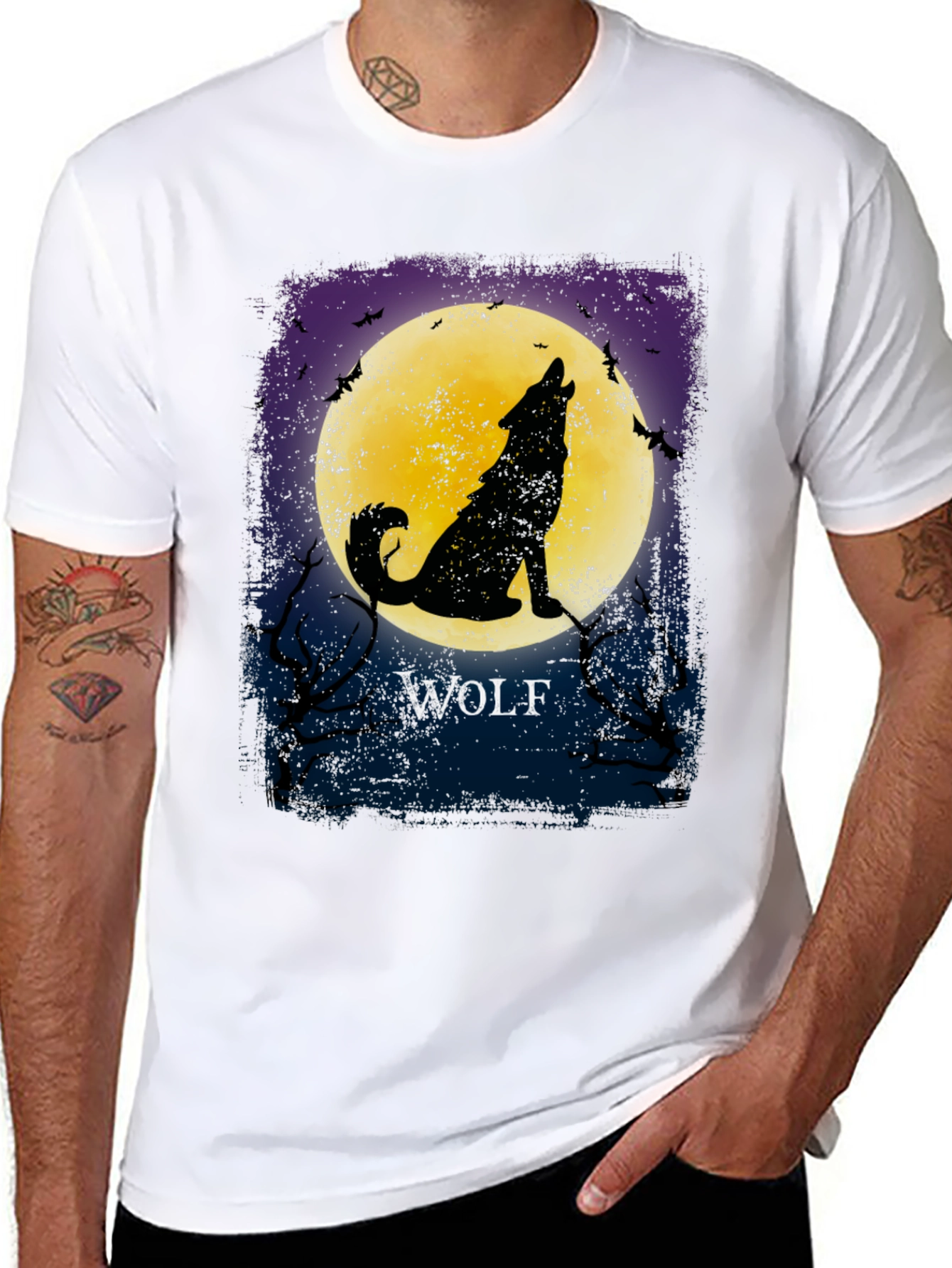 Wolf Howling at Moon Graphic T-Shirt