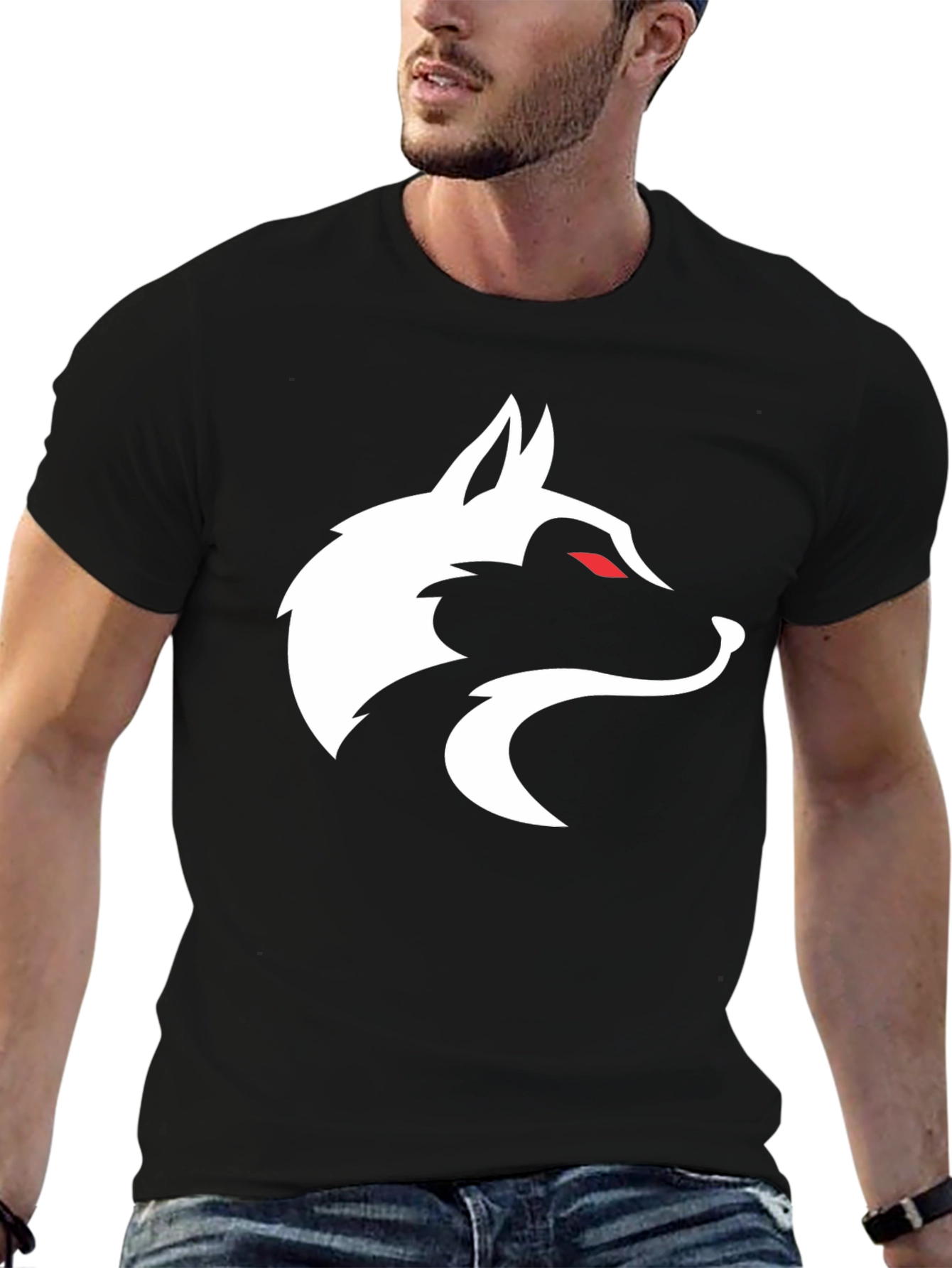 Wolf Graphic Tee - Sleek Black T-Shirt