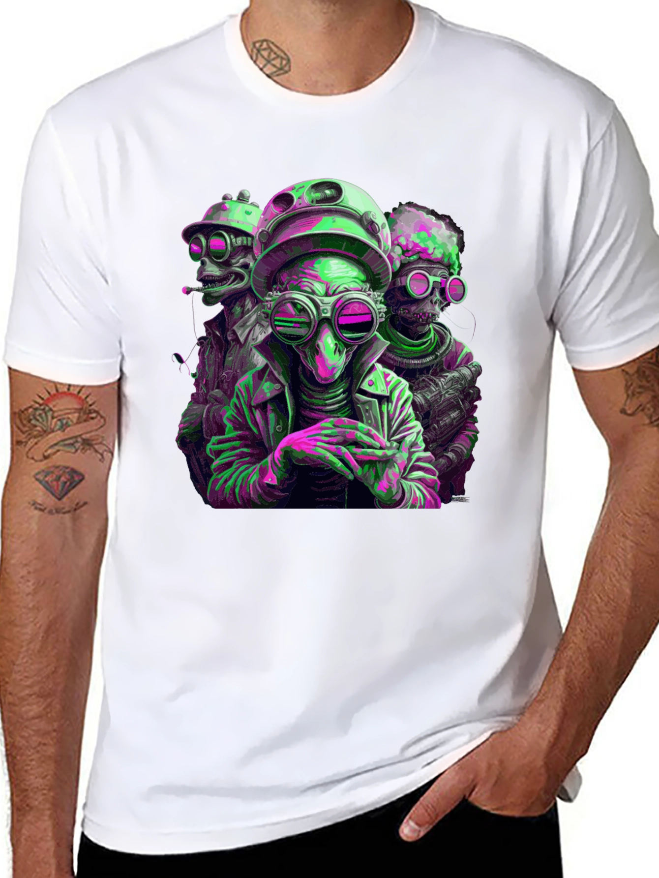 Steampunk Alien T-Shirt - Retro Sci-Fi Design