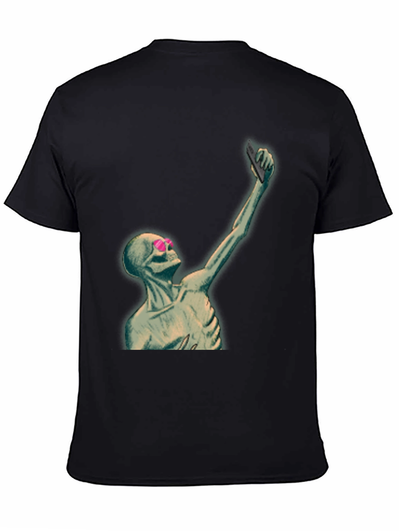 Humorous Skeleton Selfie Graphic T-Shirt