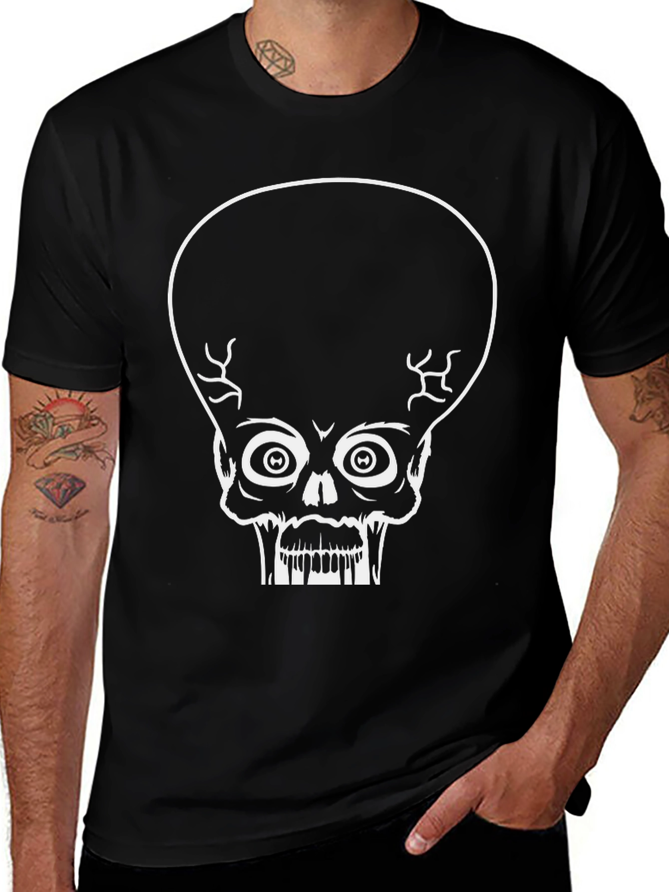Martian Skull Graphic Tee - Black Cotton T-Shirt