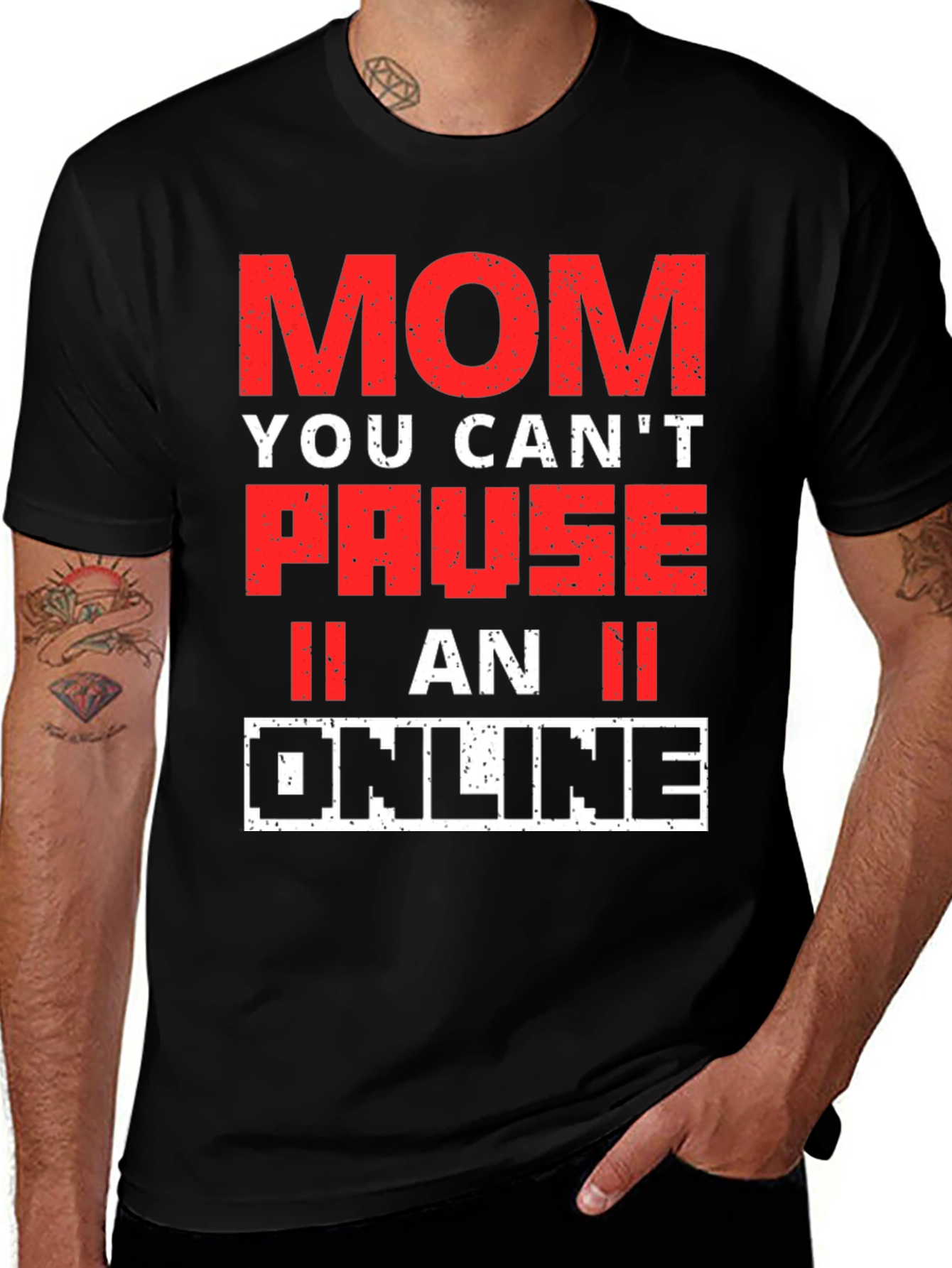 Funny Gamer Mom T-Shirt - You Cant Pause Online