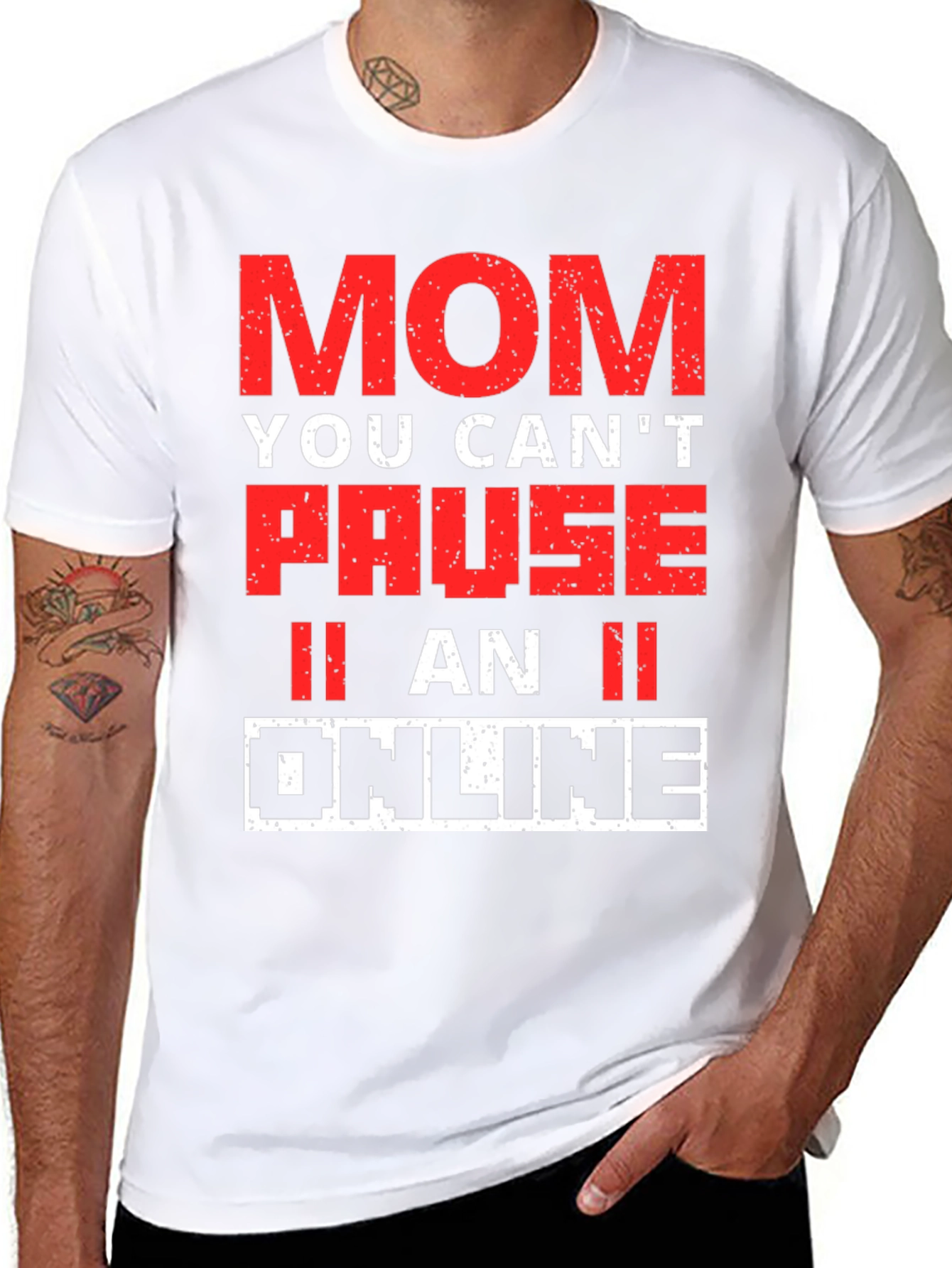 Funny Gamer Mom T-Shirt - You Cant Pause Online