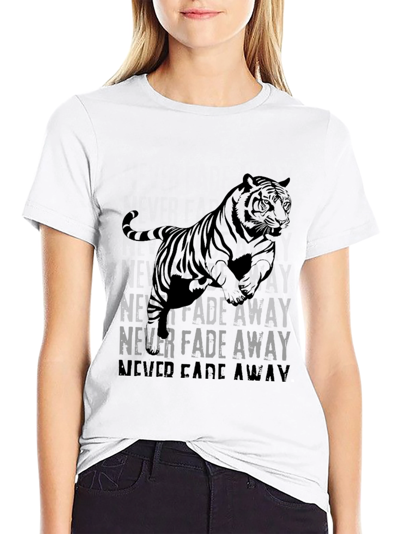 Never Fade Away Tiger Graphic Black T-Shirt