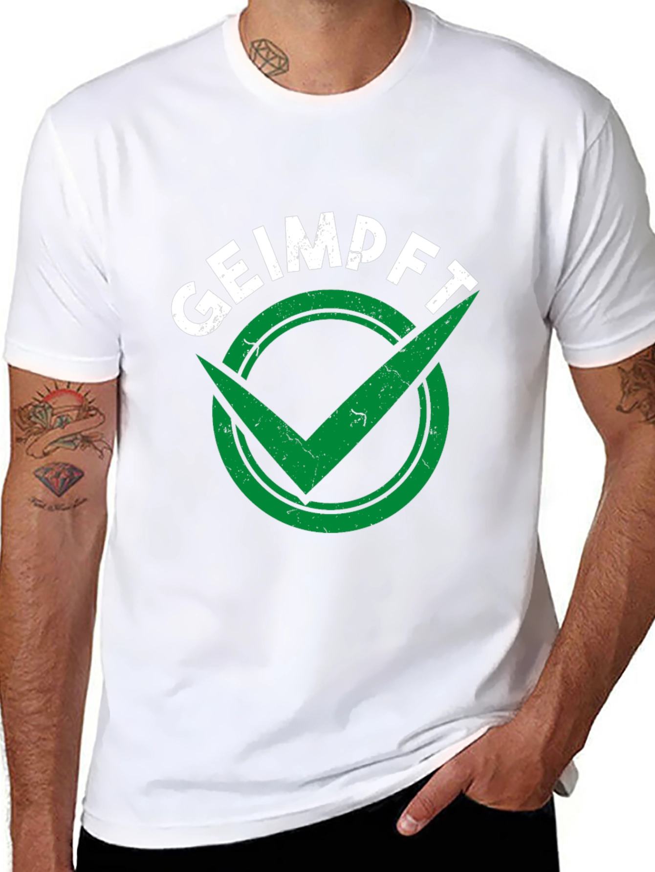 Geimpft Vaccinated Checkmark Black T-Shirt