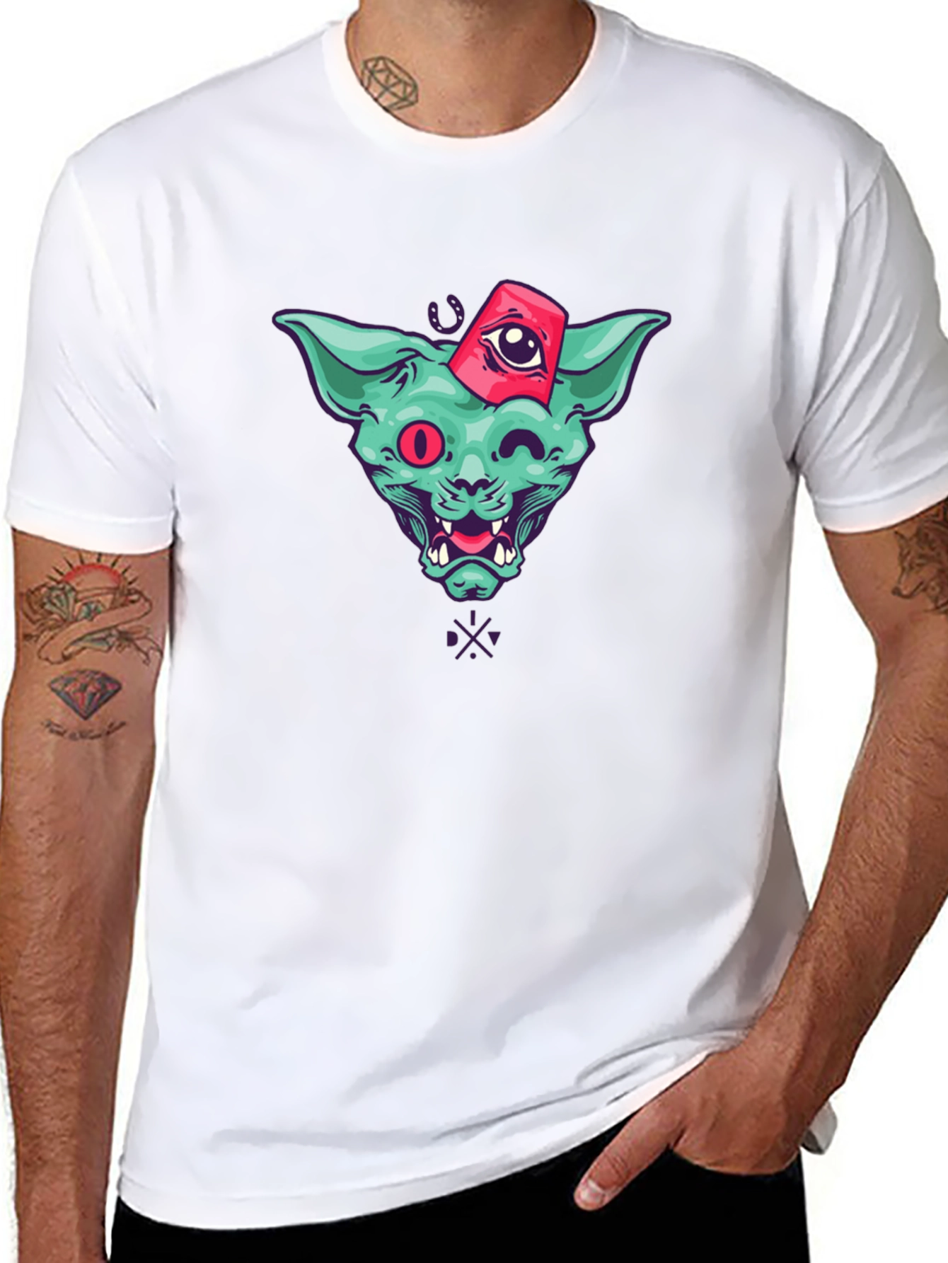 Mystic Cat Graphic T-Shirt - Black Cotton Tee