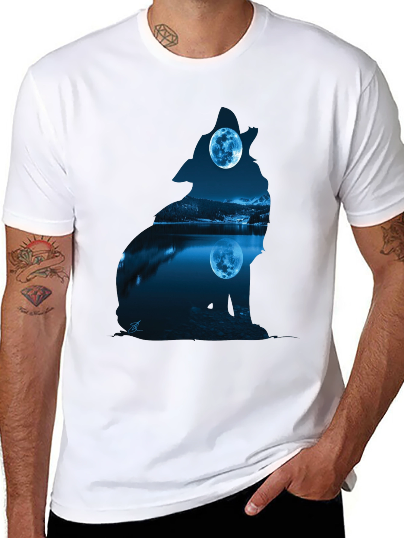 Wolf Moon Silhouette Graphic Tee - Black