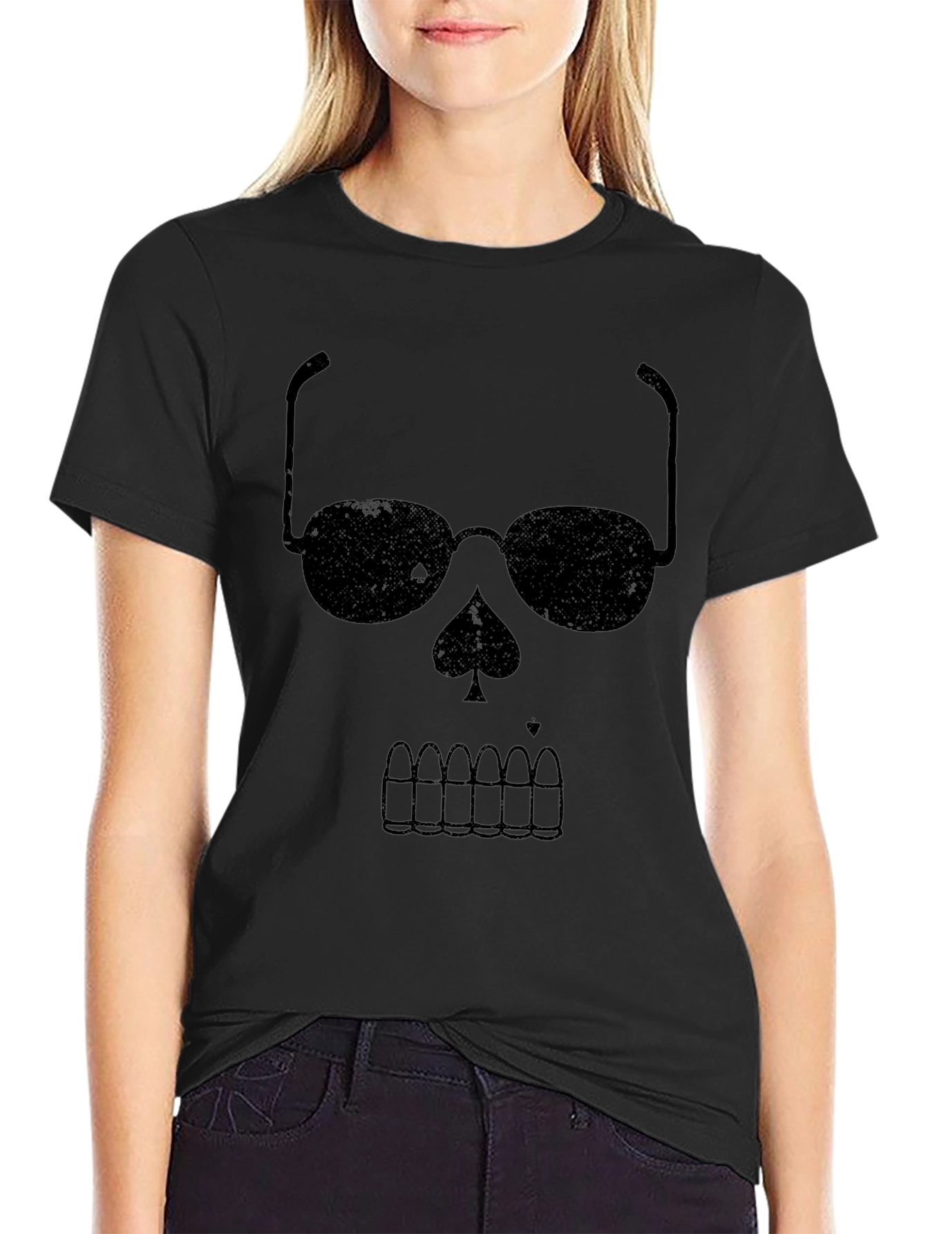 Skull Graphic Tee - Cool & Edgy Design