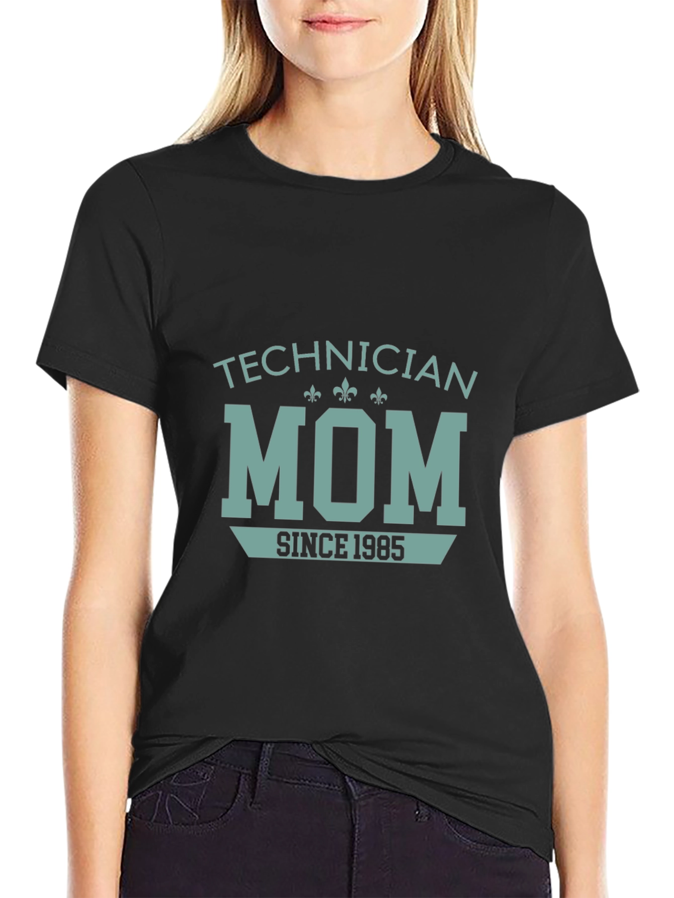 Technician Mom Since 1985 T-Shirt