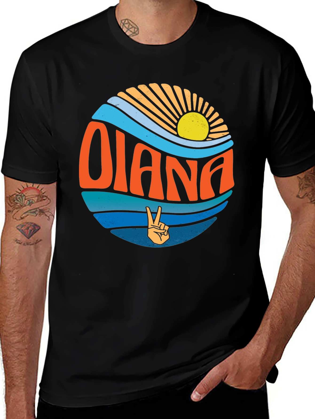 Olana Retro Circle Graphic Tee - Black