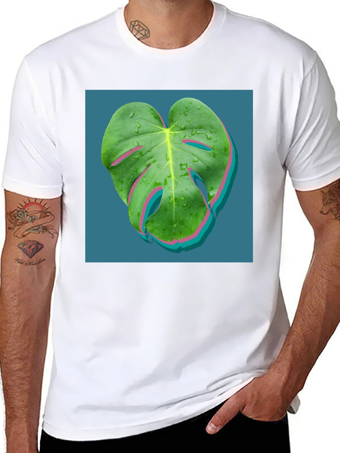 Modern Monstera Leaf Graphic Tee - Black