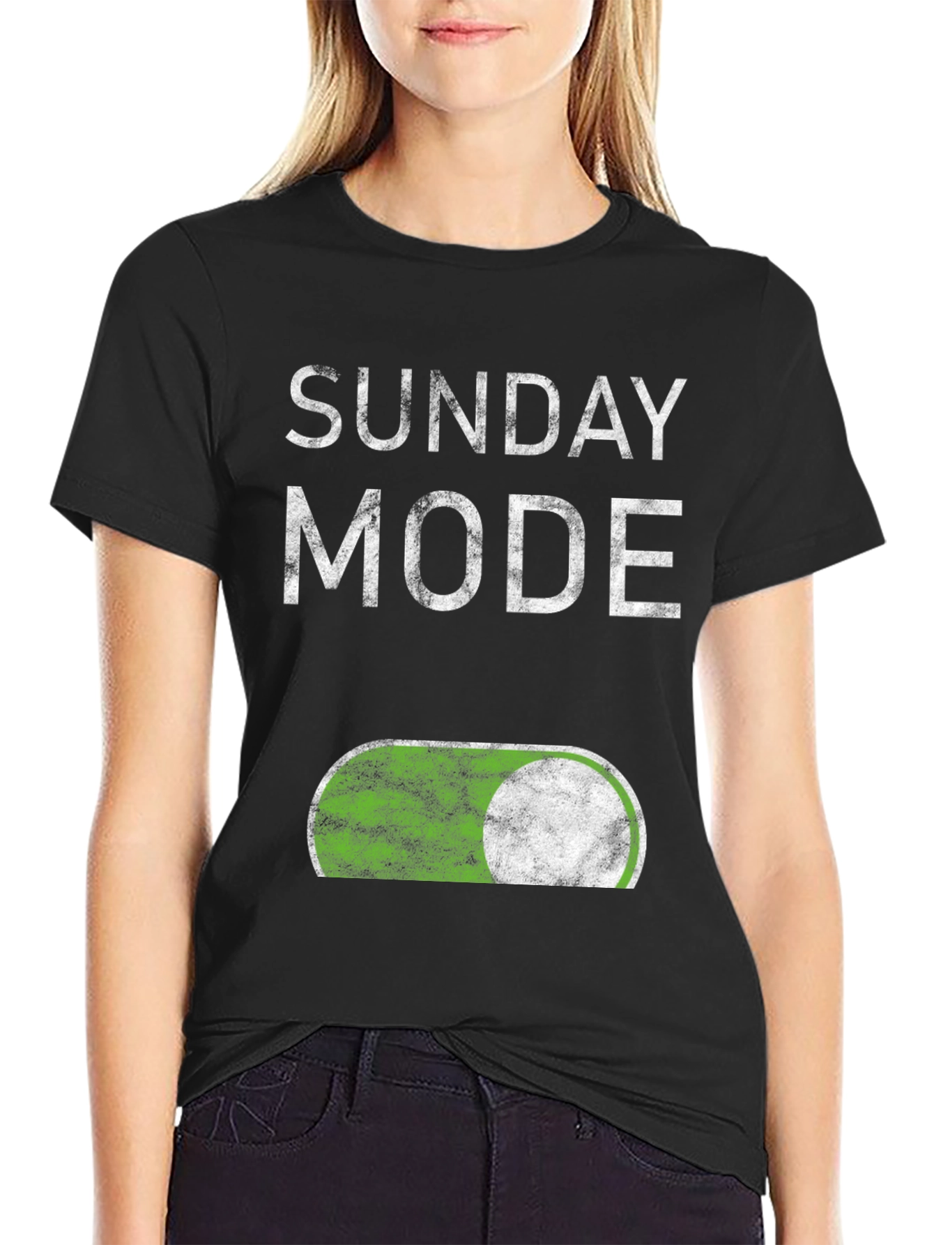 Sunday Mode Graphic Tee - Relaxed Weekend Vibes