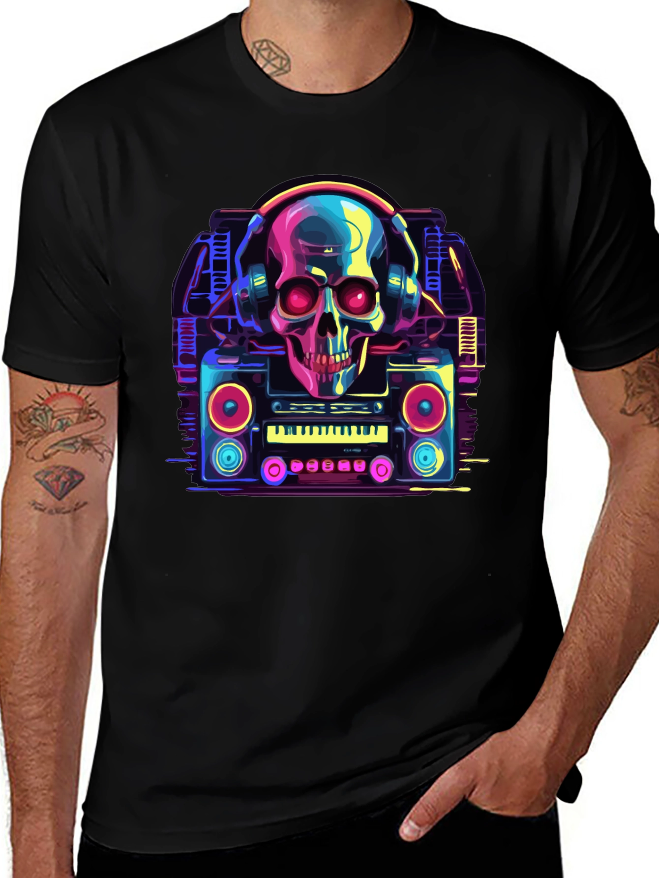 Skull Boombox Graphic Tee - Retro Music Style