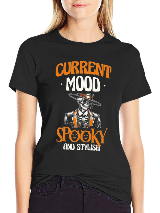 Spooky & Stylish Skeleton Graphic T-Shirt - Halloween Vibes