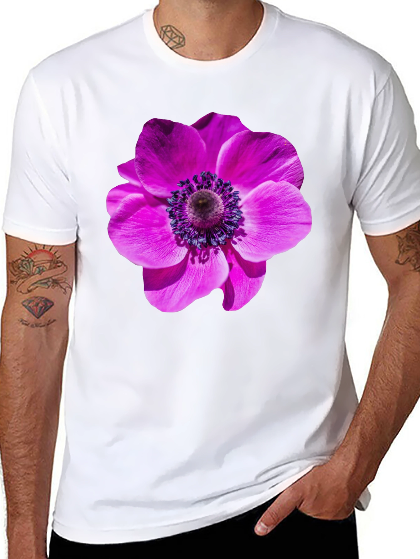 Floral Print T-Shirt: Bold Blossom Design