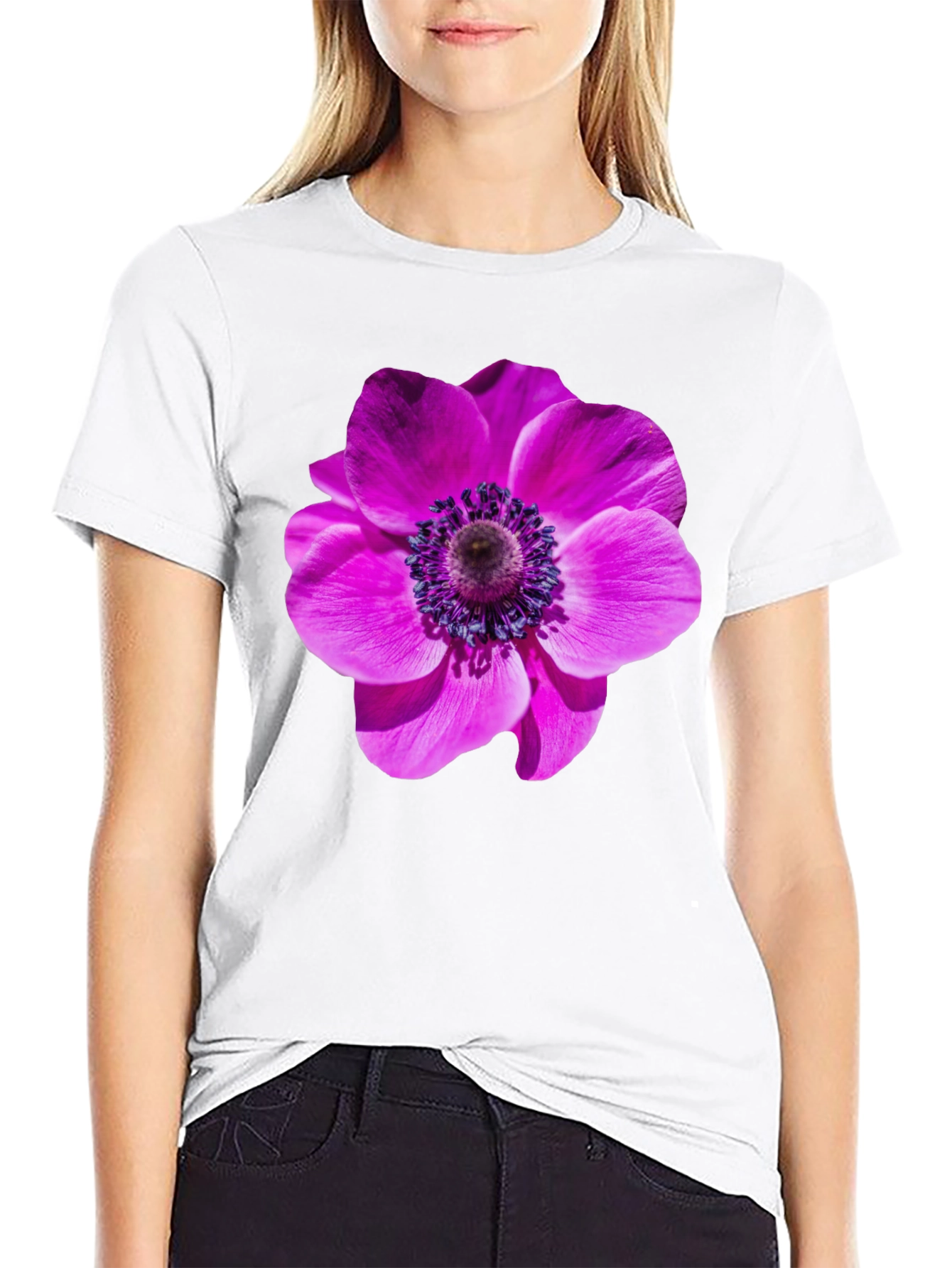 Floral Print T-Shirt: Bold Blossom Design