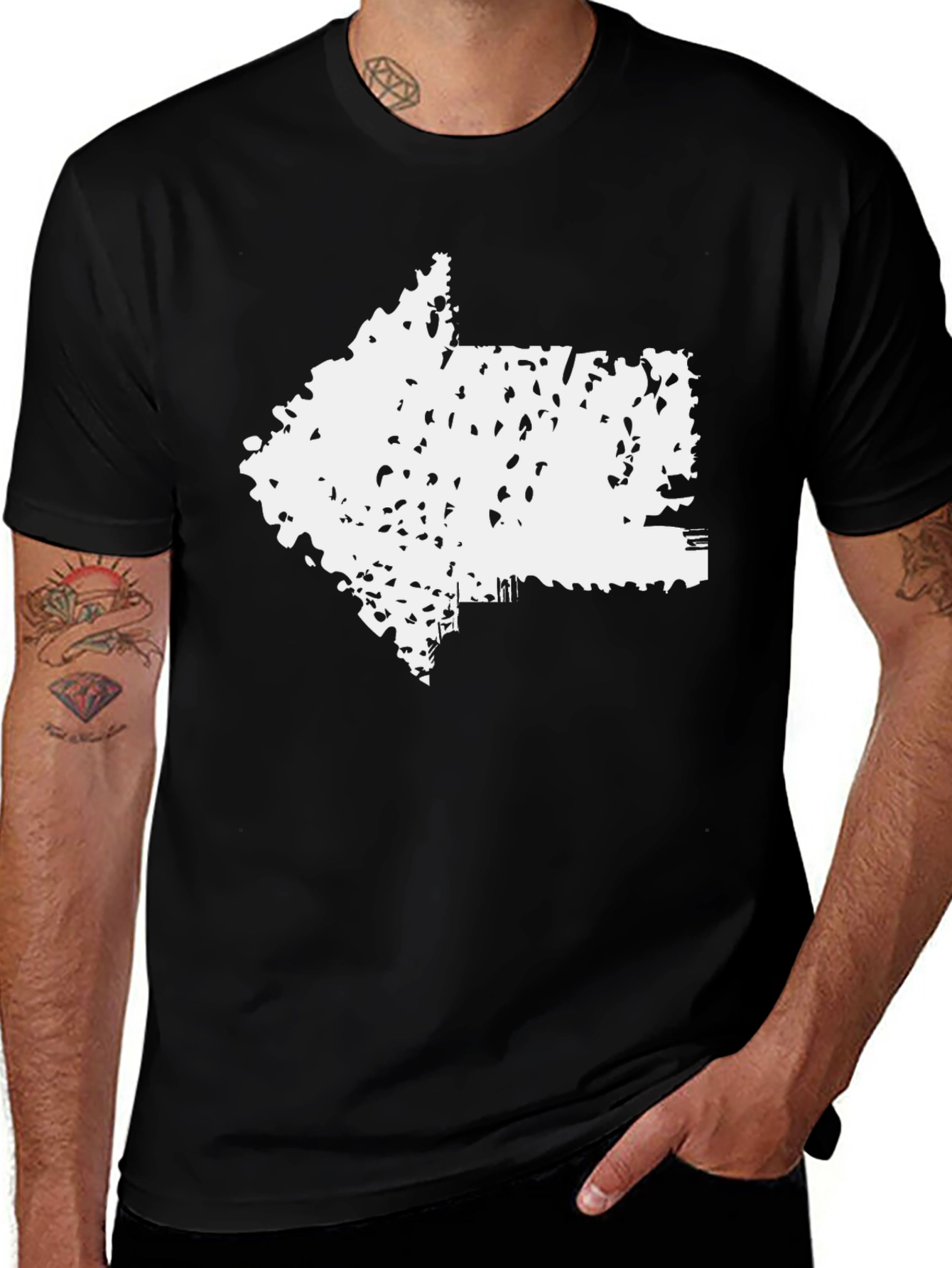 Distressed Arrow Graphic Tee - Black Cotton Blend