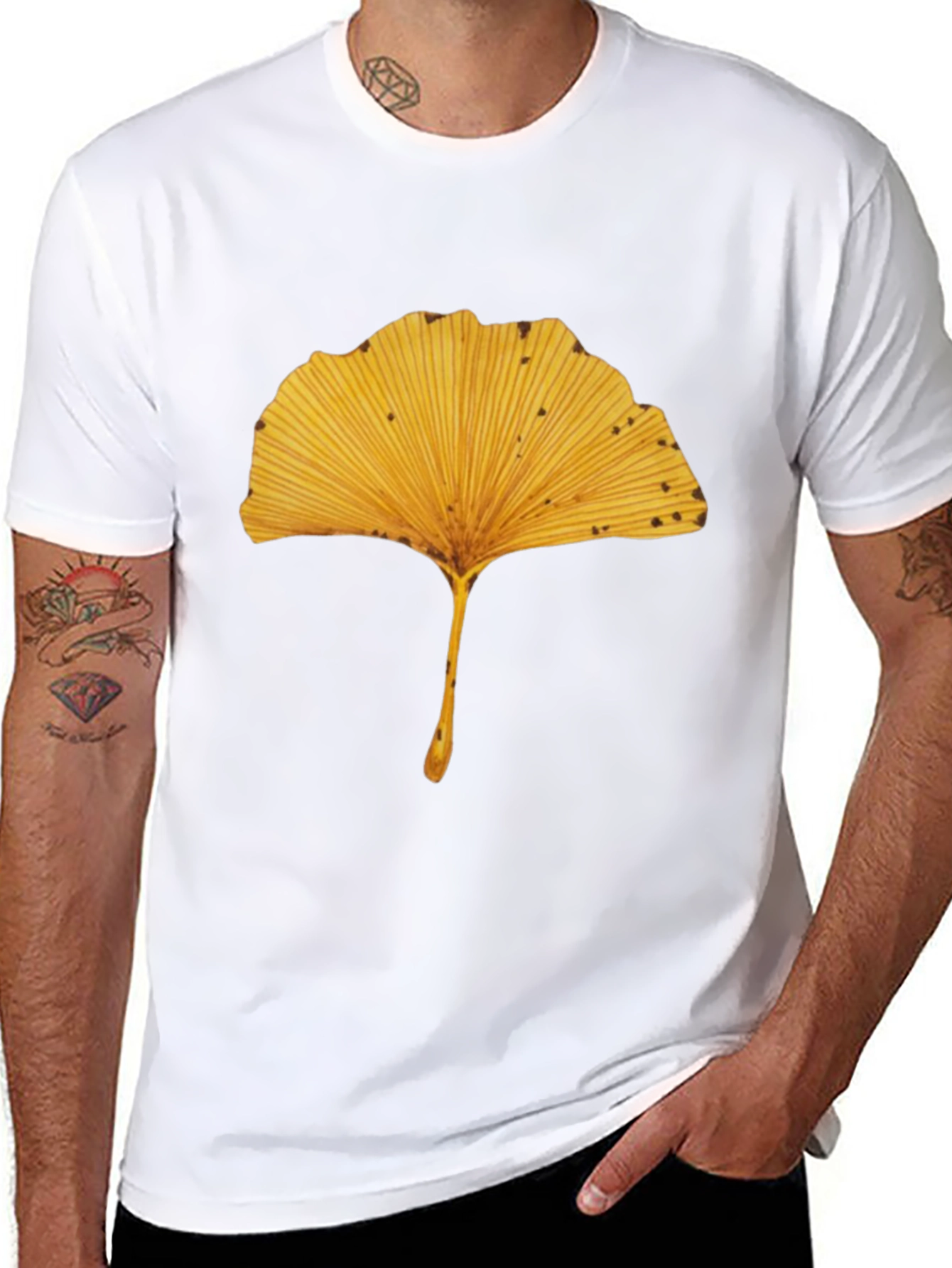 Ginkgo Leaf Black T-Shirt