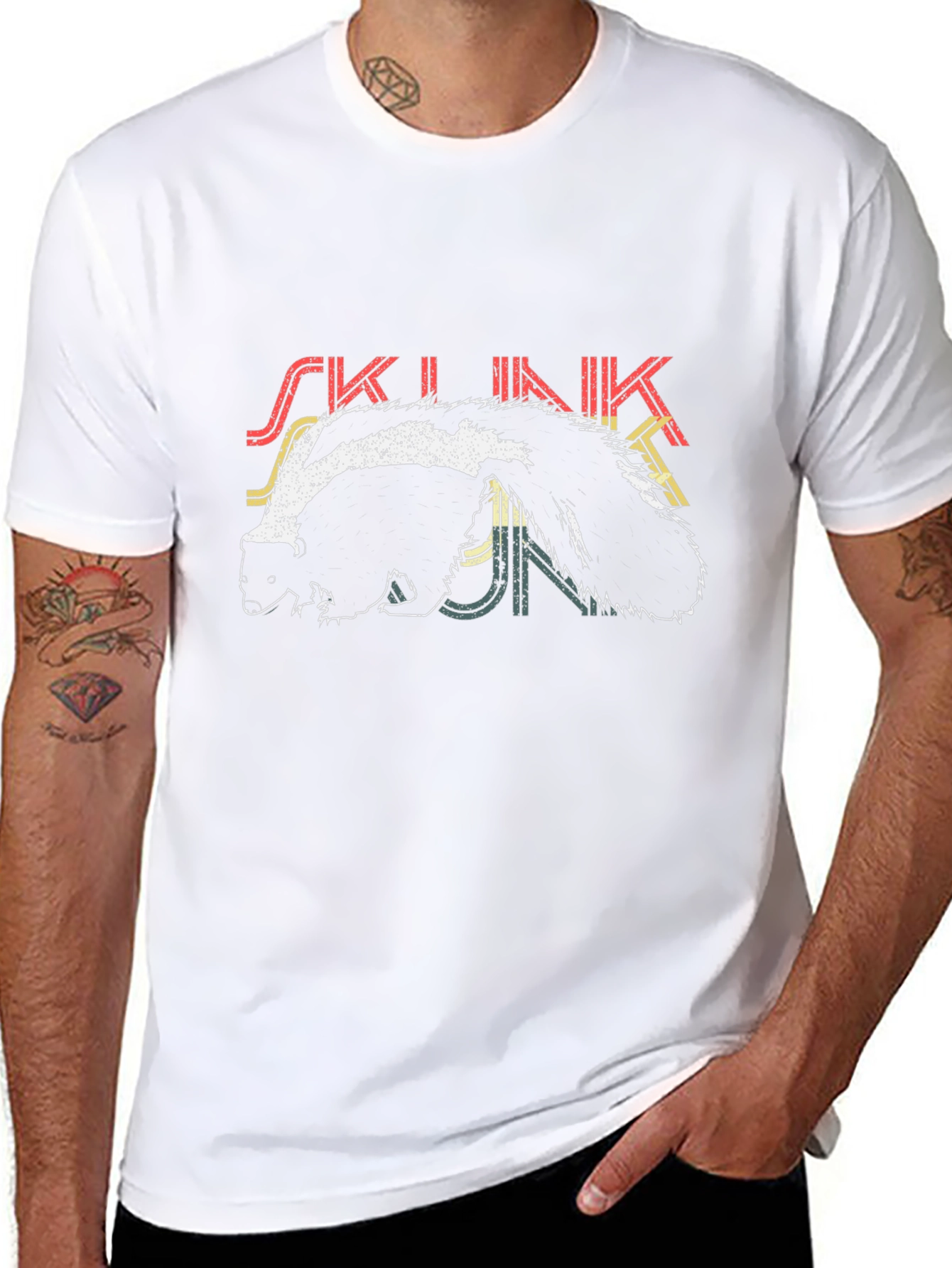 Skunk T-Shirt - Retro Design - Black Tee