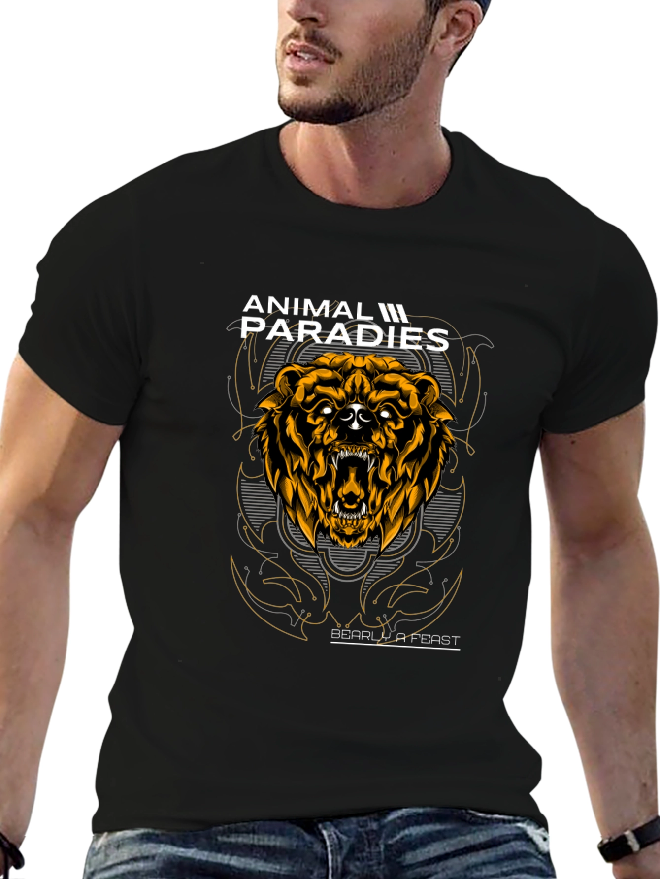Animal Paradies Graphic Tee - Bearly a Feast